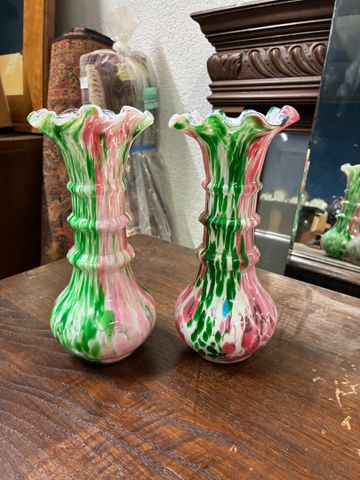 Paire de vase goût verrerie Clichy.
