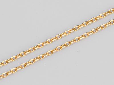 une paire de bracelets à chaîne en or