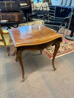 Table violonée à plateau brisé en bois de placage vernis - p… (photo 2)