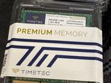 a lot of ram modules sitting on top of each other