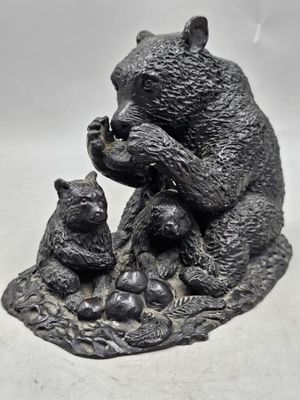 253 / G3 / Ourse avec ses deux oursons, bronze à patin… - Photo 1