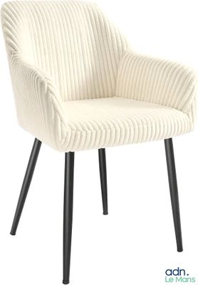 une chaise blanche aux pieds noirs et une chaise rembourrée blanche sur fond blanc