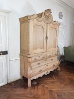 BUFFET HOLLANDAIS en chêne clair sablé de forme chantournée … (photo 6)
