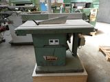 a machine that is sitting on a table in a room