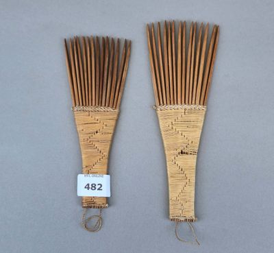 paire de pinceaux en bambou provenant de la République populaire de Chine