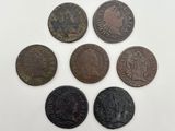 six pièces britanniques différentes, dont l'une est un souverain et l'autre est un souverain
