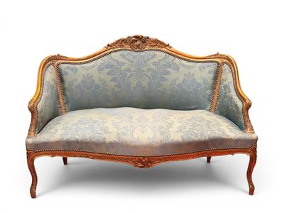 a couch that is sitting in front of a white background