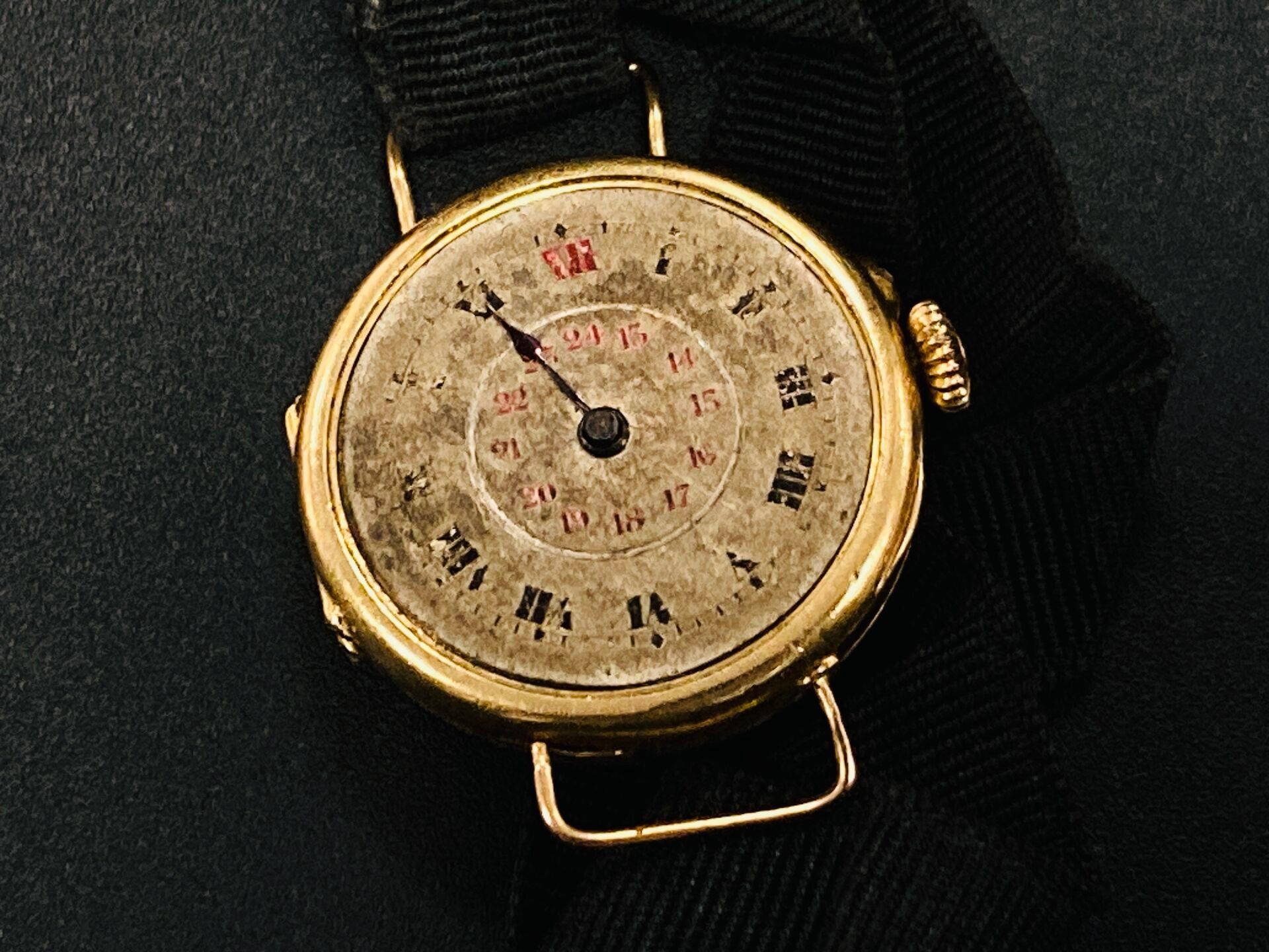 Objets d'art & Curiosités