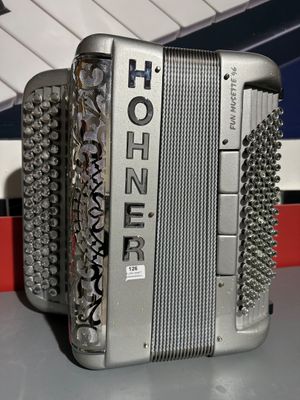 Accordéon HOHNER FUN MUSETTE 96 grey traditionnel midi.