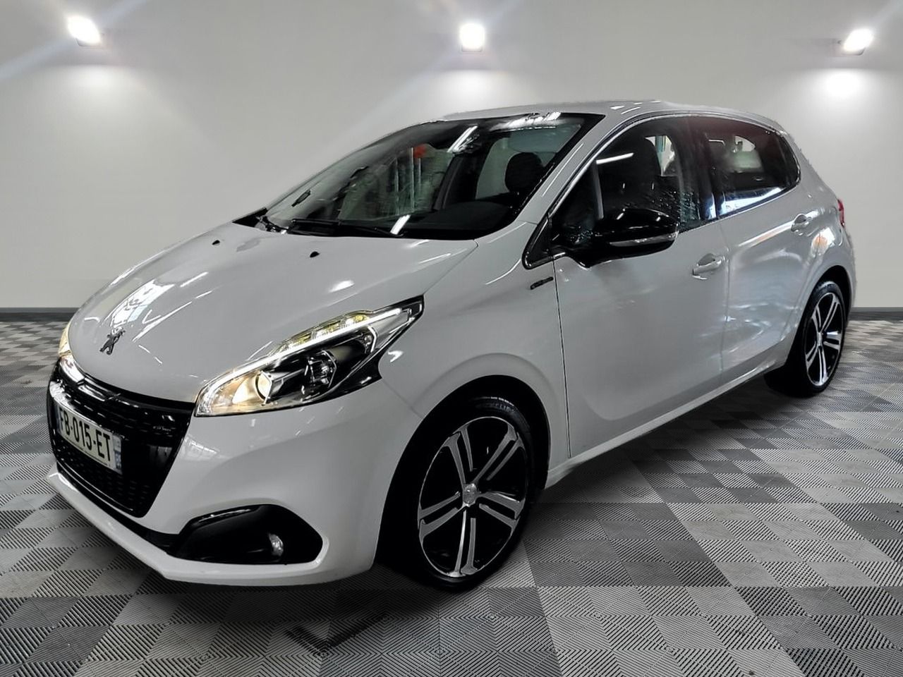 PEUGEOT - 208 1.2 PURETECH 110CH SS EAT6 GT LINE - ES - Mise…