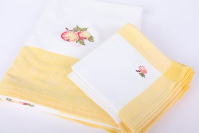 Linge de table Nappe rectangulaire et onze serviettes en lin…