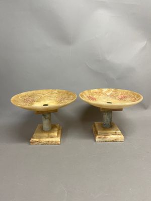 Paire de coupe sur pied en onyx et marbre, la base carré à g…