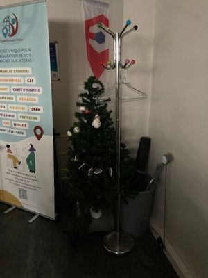 1 lot de décoration de Noël, jouets et babyfoot pour enfant