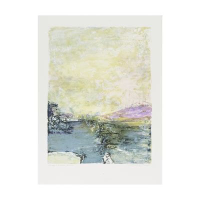 une image représentant un tableau où l'on voit un lac et des montagnes au loin