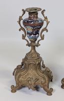 Garniture de cheminée (x3) pièces, comprenant (x1) pendule à… (photo 5)