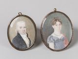 une paire de portraits miniatures représentant un homme et une femme