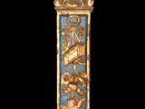 an image of a decorative column with a gold and blue design