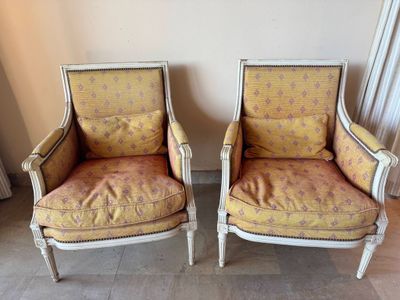 FRANCE XXe, Paire de bergères de style Louis XVI, - Photo 1