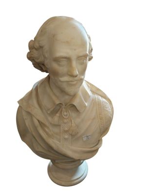 Ecole du XIXème Important buste en marbre de carrare représe…