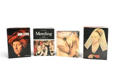 trois livres sur un fond blanc : l'un représente une femme et l'autre un homme