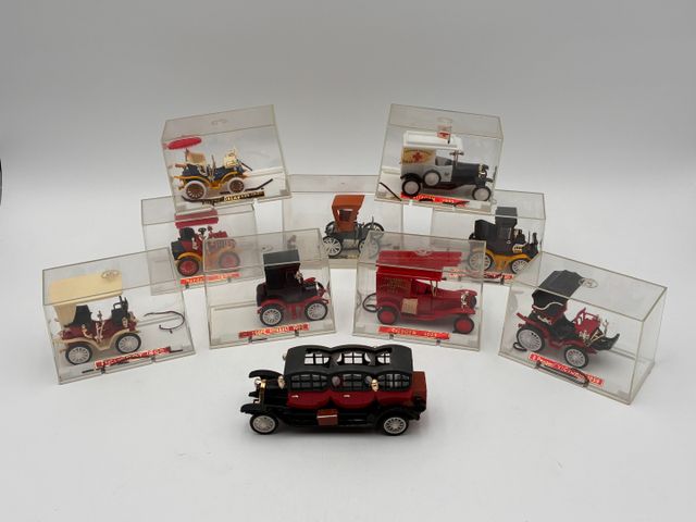RAMI - 10 voitures ancêtres 1/43, avec boîtes. 