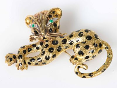 FRED Paris. Collection "Pattes de Panthère". Broche clip de revers en  - Photo 1