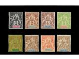 un ensemble de timbres de différentes couleurs et avec différents motifs