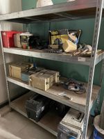 Lot comprenant le contenu de l'étagère à savoir des petites … (photo 2)