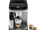une machine à café avec une tasse de café à côté