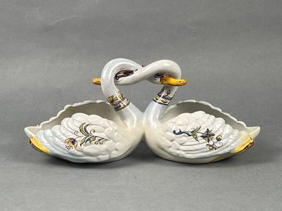 Emile GALLE (Lorraine). Mendiant vide-poche représentant deu… - Photo 1