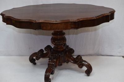 Guéridon violonné en acajou ouvrant par deux tiroirs en cein… - Photo 1