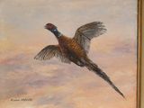 un tableau représentant un faisan volant dans le ciel
