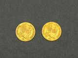 deux pièces d'or, dont l'une est un souverain et l'autre un souverain