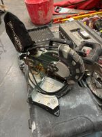 lot : malaxeurs, niveaux, outils divers . (photo 2)
