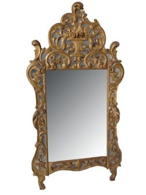 une image d'un miroir avec un cadre doré sur un fond blanc