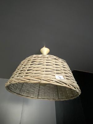 3 luminaires en osier et bois