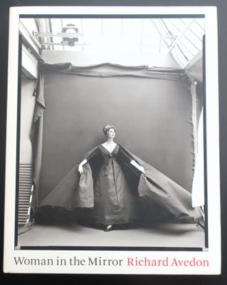 « Femme dans le miroir » de Richard Avedon