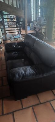ROCHE BOBOIS. Canapé en cuir noir Bosphore vachette pleine f…