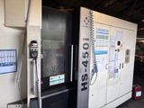 une machine qui se trouve à l'intérieur d'un bâtiment