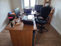 Mobilier de bureau se trouvant à LIFFRE :