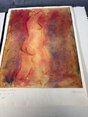 Portfolio contenant diverses reproductions et 5 aquarelles s…