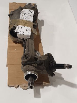 a picture of a motor that is sitting on top of a cardboard box