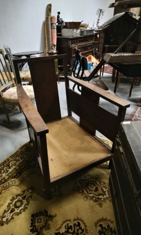Structure de fauteuil. manque la garniture