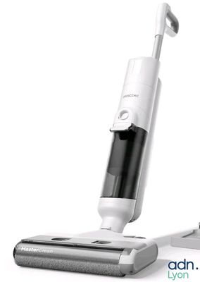 une image montrant un gros plan d'un aspirateur sur fond blanc