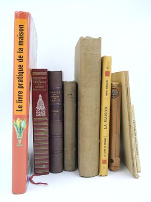 [VARIA]. Ensemble de 8 Volumes et 3 Livrets.