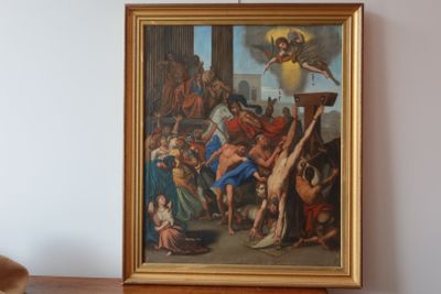 une image d'un tableau sur le mur d'une pièce