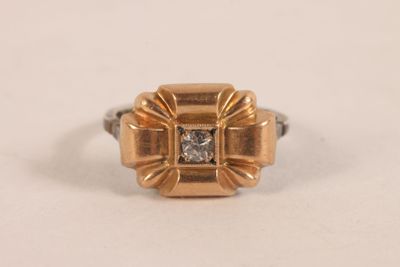 Bague en or jaune 750 ‰ et argent en forme de nœud sertie d'… - Photo 1