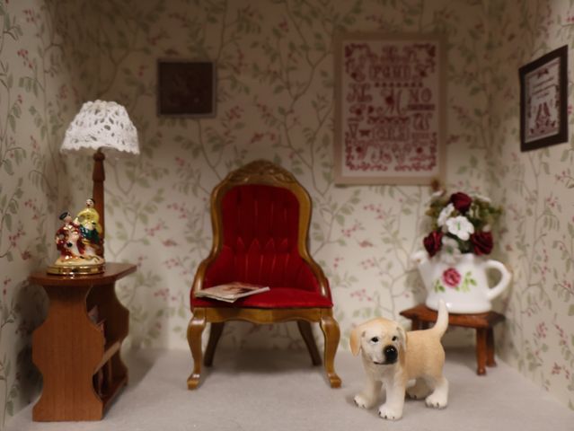 Diorama. Composition miniature, dans une vitrine en bois, vitre e...