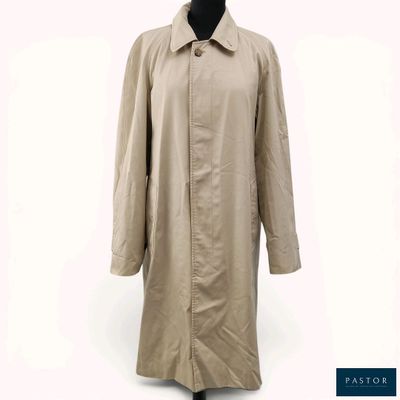 an image of a beige trench coat on a mannequin mannequin mannequin mannequin mannequin mannequin mannequin manne