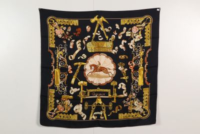 une image d'une tapisserie accrochée au mur d'une pièce
